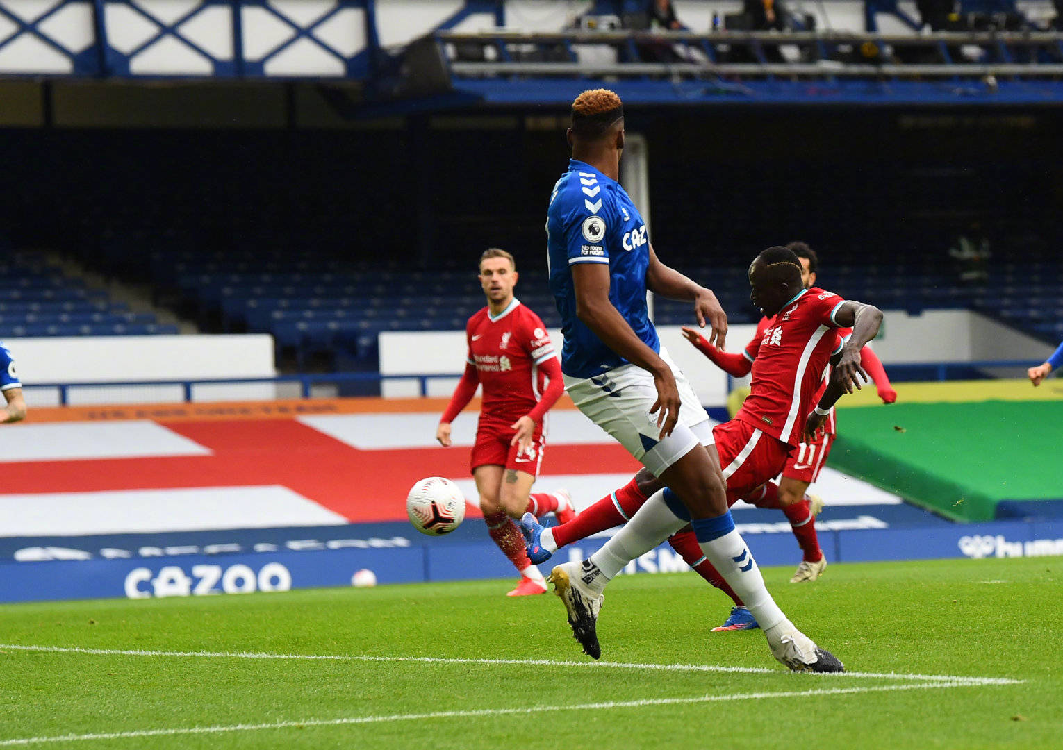 长距离奔袭 长距离奔袭